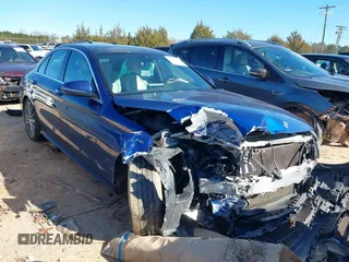 2018 Mercedes-Benz C 300 z VIN WDDWF4JB4JR386277, wystawiony jako IAAI lot #41600961 z przebiegiem 114 945 mil mil oraz . Historia ofert i sprzedaży dostępna na DreamBid. Obrazek 1.