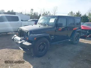 2008 Jeep Wrangler Unlimited Sahara with VIN 1J4GB59118L522013, listed as a IAAI auction lot 41644487 with 227,176 mi miles and . Bid and sale history available at DreamBid. Image 17.