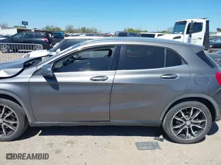 2016 Mercedes-Benz GLA with VIN WDCTG4EB5GJ220730, listed as a IAAI auction lot 41825251 with 100,594 mi miles. Bid and sale history available at carsss.com. Image 14.