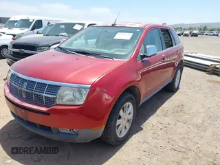 2007 Lincoln MKX z VIN 2LMDU88C87BJ05848, wystawiony jako IAAI lot #42354735 z przebiegiem 142 262 mil mil oraz . Historia ofert i sprzedaży dostępna na DreamBid. Obrazek 2.