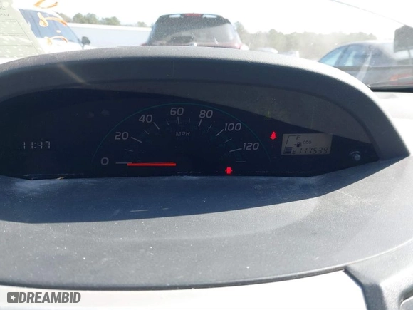 2007 Toyota Yaris with VIN JTDJT923175048904, listed as a IAAI auction lot 41673959 with 117,539 mi miles. Bid and sale history available at carsss.com. Image 7.