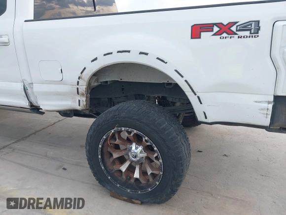 2019 Ford F-250 XL z VIN 1FT7W2BT8KEC07418, wystawiony jako IAAI lot #42261333 z przebiegiem 99 816 mil mil oraz . Historia ofert i sprzedaży dostępna na DreamBid. Obrazek 19.