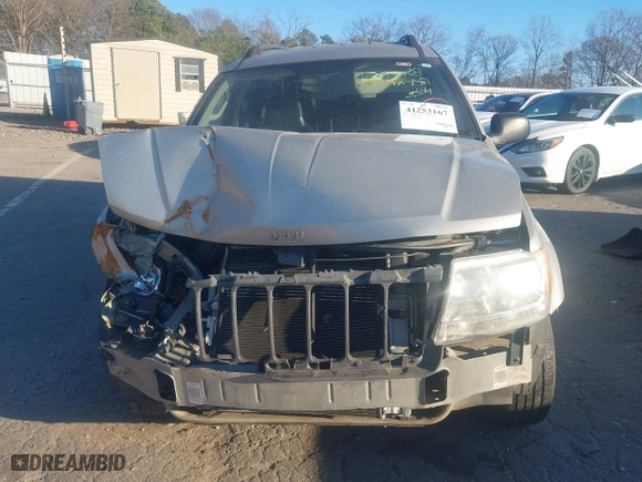 2004 Jeep Grand Cherokee Laredo with VIN 1J4GX48S44C284478, listed as a IAAI auction lot 41253167 with 1 mi miles. Bid and sale history available at carsss.com. Image 12.