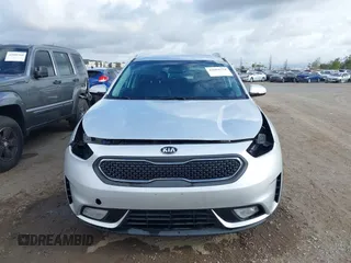 2019 Kia Niro EX with VIN KNDCC3LC8K5351854, listed as a IAAI auction lot 42064374 with 82,117 mi miles. Bid and sale history available at carsss.com. Image 13.