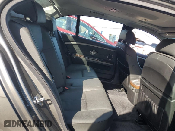 2008 BMW 7 Series 750Li с VIN WBAHN83568DT84734, выставлен на аукционе Copart как лот 51535865 с пробегом Не указан миль и Списание • Salvage title. История ставок и продаж доступна на DreamBid. Изображение 10.
