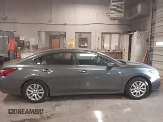 2016 Nissan Altima SL with VIN 1N4AL3AP6GC144496, listed as a IAAI auction lot 41983071 with 90,305 mi miles and . Bid and sale history available at carsss.com. Image 13.
