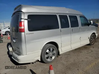 2005 GMC Savana Cargo Van YF7 Upfitter with VIN 1GDFH15T451216491, listed as a Copart auction lot 85800294 with 128,042 mi miles and Clean Title. Bid and sale history available at carsss.com. Image 3.