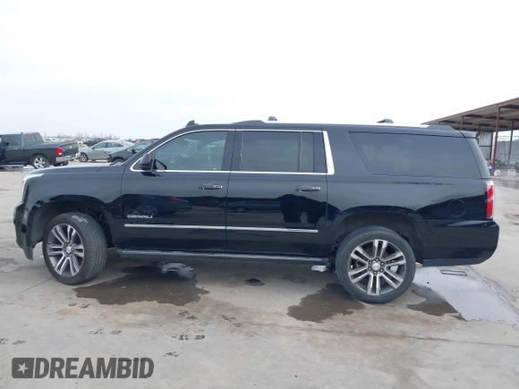 2020 GMC Yukon XL Denali with VIN 1GKS2HKJ6LR152330, listed as a IAAI auction lot 41534348 with 159,522 mi miles. Bid and sale history available at carsss.com. Image 14.
