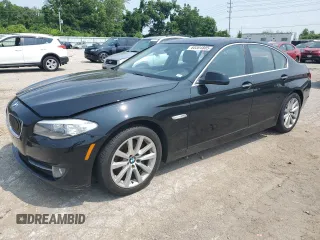 2013 BMW 5 Series 528i xDrive with VIN WBAXH5C59DD107765, listed as a Copart auction lot 60304805 with 129,335 mi miles and Salvage title. Bid and sale history available at DreamBid. Image 1.