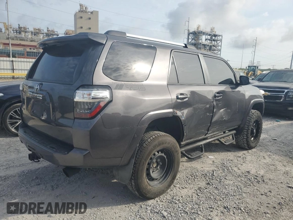 2020 Toyota 4Runner SR5 with VIN JTEBU5JR8L5756184, listed as a Copart auction lot 56204525 with 102,046 mi miles and Salvage title. Bid and sale history available at DreamBid. Image 3.