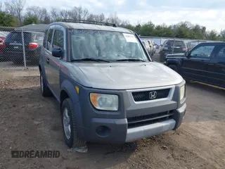 2003 Honda Element EX with VIN 5J6YH28553L039560, listed as a IAAI auction lot 42055221 with 182,383 mi miles and . Bid and sale history available at DreamBid. Image 1.