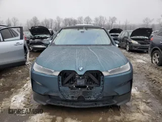 2023 BMW iX xDrive50 with VIN WB523CF02PCM42677, listed as a Copart auction lot 83855194 with 17,025 mi miles and Salvage Title. Bid and sale history available at carsss.com. Image 5.