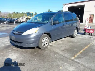 2010 Toyota Sienna CE with VIN 5TDKK4CC7AS323329, listed as a IAAI auction lot 42034932 with 525,766 mi miles. Bid and sale history available at carsss.com. Image 2.