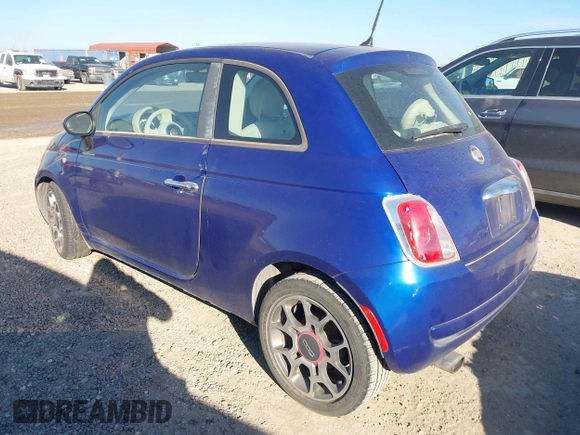 2013 FIAT 500 Pop z VIN 3C3CFFAR6DT562896, wystawiony jako IAAI lot #42246192 z przebiegiem 195 382 mil mil oraz . Historia ofert i sprzedaży dostępna na DreamBid. Obrazek 3.