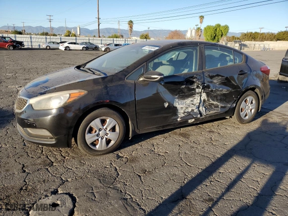 2015 Kia Forte LX with VIN KNAFX4A61F5342176, listed as a Copart auction lot 87465004 with 120,908 mi miles and Salvage Title. Bid and sale history available at carsss.com. Image 1.