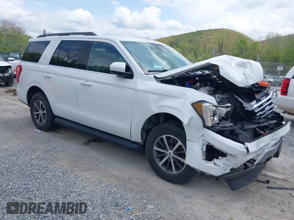 2019 Ford Expedition XLT with VIN 1FMJU1JT0KEA72504, listed as a IAAI auction lot 42123316 with 118,906 mi miles and . Bid and sale history available at DreamBid. Image 1.
