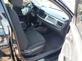 2022 Kia Rio S with VIN 3KPA24AD6NE502193, listed as a IAAI auction lot 42081391 with 18,683 mi miles and . Bid and sale history available at carsss.com. Image 5.