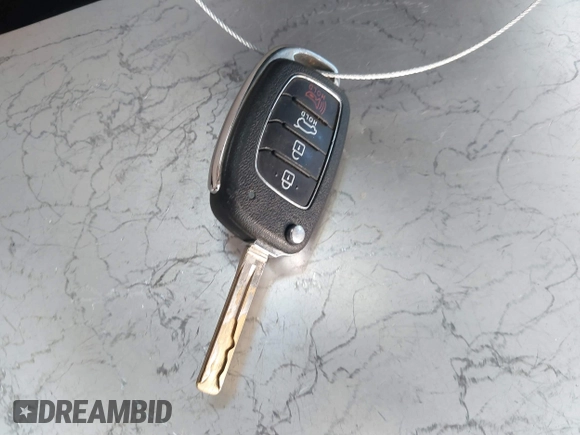 2018 Hyundai Tucson SEL with VIN KM8J3CA42JU618764, listed as a IAAI auction lot 41677046 with 127,980 mi miles. Bid and sale history available at carsss.com. Image 11.