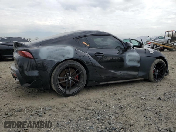 2020 Toyota Supra 3.0 with VIN WZ1DB4C08LW026587, listed as a Copart auction lot 50378495 with 31,247 mi miles and Salvage title. Bid and sale history available at DreamBid. Image 3.
