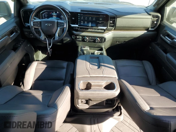 2022 Chevrolet Silverado 1500 LT Trail Boss with VIN 3GCUDFED2NG561825, listed as a Copart auction lot 77632284 with 34,448 mi miles and Salvage Title. Bid and sale history available at DreamBid. Image 8.