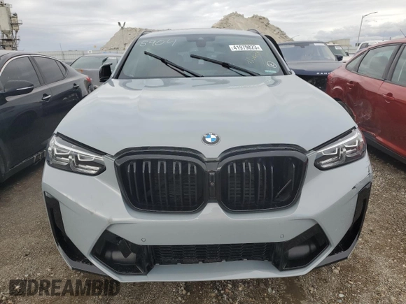 2022 BMW X4 M z VIN 5YM23EC08N9J85904, wystawiony jako Copart lot #41979823 z przebiegiem Nie podano mil oraz . Historia ofert i sprzedaży dostępna na DreamBid. Obrazek 5.