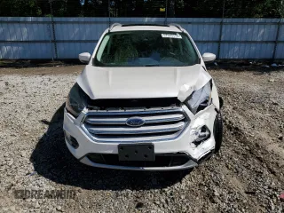 2019 Ford Escape Titanium with VIN 1FMCU9J97KUA21390, listed as a Copart auction lot 57640175 with 51,254 mi miles and Salvage title. Bid and sale history available at DreamBid. Image 5.