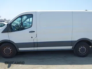 2018 Ford Transit z VIN 1FTYE1YM3JKA17396, wystawiony jako IAAI lot #42575062 z przebiegiem 68 063 mil mil oraz . Historia ofert i sprzedaży dostępna na DreamBid. Obrazek 14.