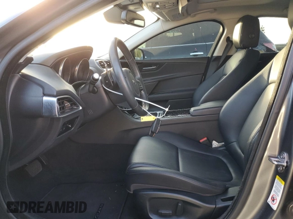 2018 Jaguar XE 25t Premium with VIN SAJAD4FX1JCP35172, listed as a Copart auction lot 79140214 with 26,480 mi miles and Salvage Title. Bid and sale history available at carsss.com. Image 7.