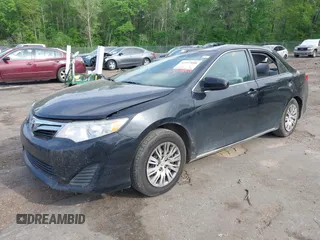 2012 Toyota Camry L z VIN 4T1BF1FK0CU131461, wystawiony jako IAAI lot #41957880 z przebiegiem 113 902 mil mil oraz . Historia ofert i sprzedaży dostępna na DreamBid. Obrazek 17.