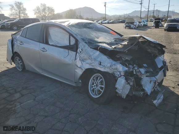 2020 Toyota Prius L Eco with VIN JTDKARFU4L3120925, listed as a Copart auction lot 46131575 with 142,129 mi miles and Salvage Title. Bid and sale history available at carsss.com. Image 4.