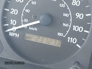 1998 Toyota Corolla VE with VIN 1NXBR12E5WZ025437, listed as a IAAI auction lot 42401543 with 237,273 mi miles and . Bid and sale history available at DreamBid. Image 15.