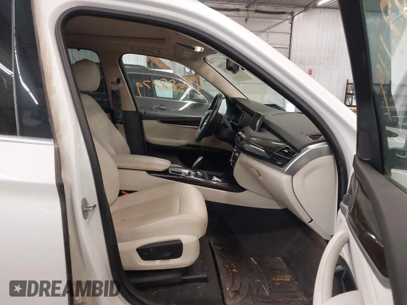 2016 BMW X5 xDrive40e with VIN 5UXKT0C50G0S77165, listed as a IAAI auction lot 40688779 with 110,317 mi miles and . Bid and sale history available at carsss.com. Image 5.