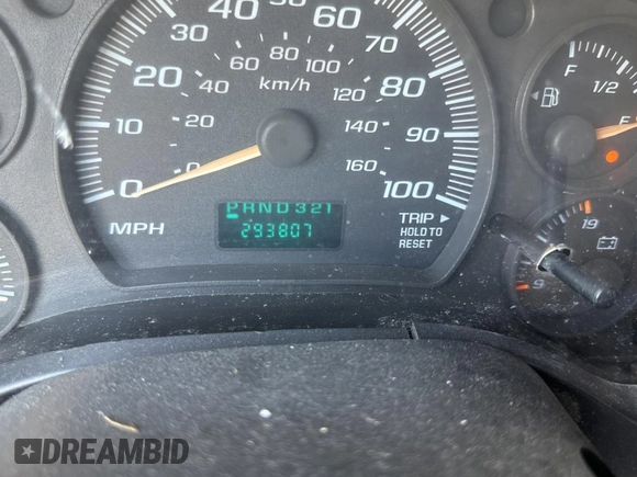 2003 GMC Savana Cargo z VIN 1GTHG35U431113170, wystawiony jako Copart lot #44413145 z przebiegiem 293 807 mil mil oraz Czysty tytuł • Clean title. Historia ofert i sprzedaży dostępna na DreamBid. Obrazek 8.