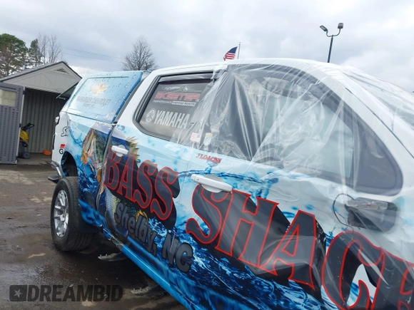 2022 Chevrolet Silverado 1500 LT with VIN 1GCUDDED1NZ524429, listed as a IAAI auction lot 41624306 with Not Provided miles and . Bid and sale history available at DreamBid. Image 13.