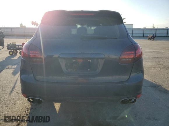 2012 Porsche Cayenne S z VIN WP1AB2A20CLA48142, wystawiony jako Copart lot #45908565 z przebiegiem 114 073 mil mil oraz Szkoda całkowita • Salvage title. Historia ofert i sprzedaży dostępna na DreamBid. Obrazek 6.