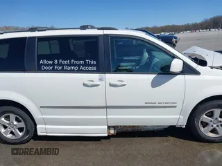2010 Dodge Grand Caravan SXT with VIN 2D4RN5D14AR420265, listed as a IAAI auction lot 41970366 with 117,208 mi miles and . Bid and sale history available at DreamBid. Image 13.