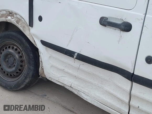 2013 Ford Transit Connect XLT с VIN NM0LS7BN9DT131731, выставлен на аукционе IAAI как лот 42110247 с пробегом 156 498 миль миль и . История ставок и продаж доступна на DreamBid. Изображение 6.