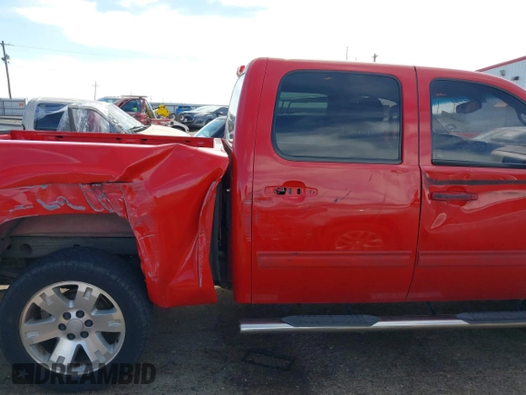 2008 GMC Sierra 1500 SLE1 z VIN 3GTEC13J08G108486, wystawiony jako IAAI lot #42064018 z przebiegiem 197 044 mil mil oraz . Historia ofert i sprzedaży dostępna na DreamBid. Obrazek 6.