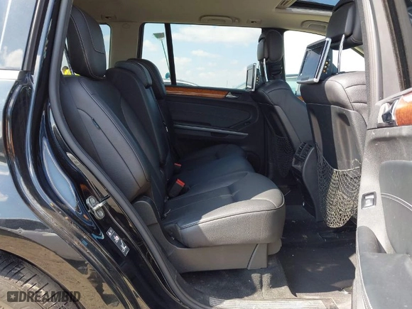 2012 Mercedes-Benz GL-Class GL 450 with VIN 4JGBF7BE8CA772992, listed as a IAAI auction lot 41532020 with 123,904 mi miles. Bid and sale history available at carsss.com. Image 8.