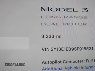2025 Tesla Model 3 Long Range с VIN 5YJ3E1EB9SF915531, выставлен на аукционе IAAI как лот 42191805 с пробегом 3 333 миль миль и . История ставок и продаж доступна на DreamBid. Изображение 15.