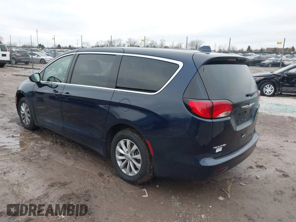 2017 Chrysler Pacifica Touring with VIN 2C4RC1DG3HR592796, listed as a IAAI auction lot 40941158 with 157,291 mi miles and . Bid and sale history available at DreamBid. Image 3.