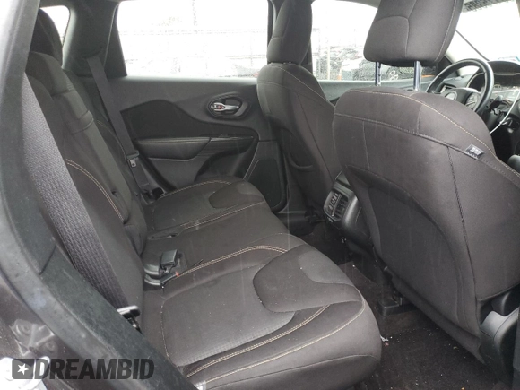2017 Jeep Cherokee Latitude с VIN 1C4PJMCB4HW564632, выставлен на аукционе Copart как лот 58175385 с пробегом 163 855 миль миль и Списание • Salvage title. История ставок и продаж доступна на DreamBid. Изображение 11.