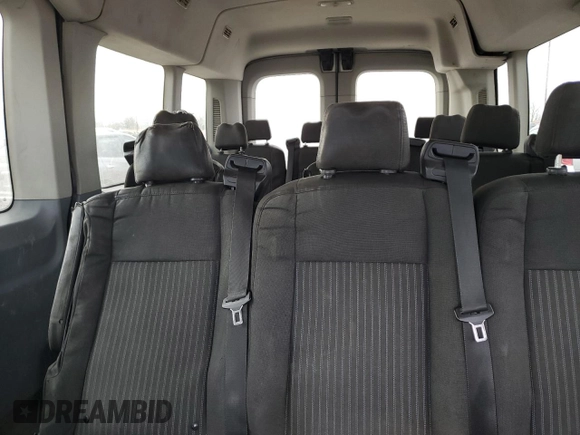 2018 Ford Transit Passenger XL z VIN 1FBAX2CM3JKA97862, wystawiony jako Copart lot #43121545 z przebiegiem 67 592 mil mil oraz Czysty tytuł • Clean title. Historia ofert i sprzedaży dostępna na DreamBid. Obrazek 10.