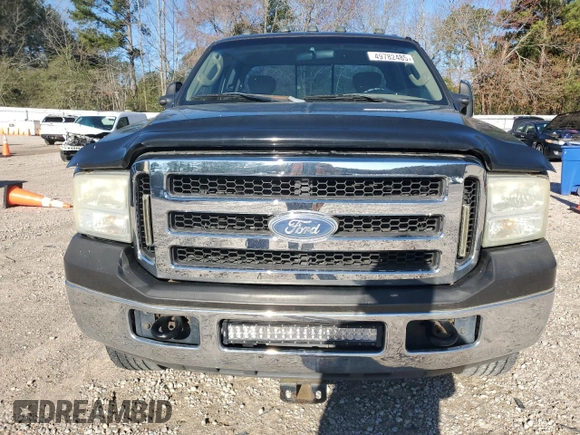 2007 Ford F-250 XL with VIN 1FTSX21P77EB50177, listed as a Copart auction lot 49782485 with 121,286 mi miles and Clean Title. Bid and sale history available at DreamBid. Image 5.