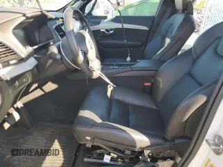 2022 Volvo XC90 Momentum with VIN YV4102CK3N1871325, listed as a Copart auction lot 46592915 with 21,147 mi miles and Salvage Title. Bid and sale history available at DreamBid. Image 7.