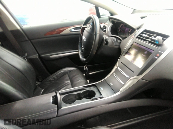 2013 Lincoln MKZ with VIN 3LN6L2JKXDR811822, listed as a IAAI auction lot 42009690 with 128,405 mi miles. Bid and sale history available at carsss.com. Image 5.
