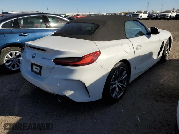 2025 BMW Z4 sDrive30i with VIN WBAHF3C01SWY41238, listed as a Copart auction lot 41794635 with 0 mi miles and Clean Title. Bid and sale history available at carsss.com. Image 3.
