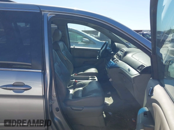 2007 Honda Odyssey EX-L with VIN 5FNRL386X7B138990, listed as a IAAI auction lot 41823648 with 225,962 mi miles. Bid and sale history available at carsss.com. Image 5.