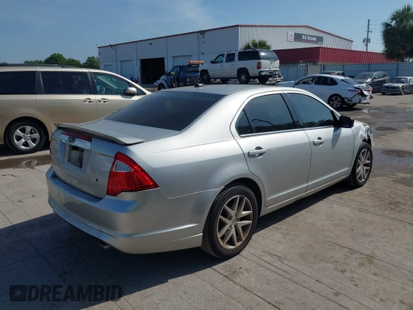 2012 Ford Fusion SEL with VIN 3FAHP0JG6CR106442, listed as a IAAI auction lot 41920885 with 135,931 mi miles. Bid and sale history available at carsss.com. Image 4.