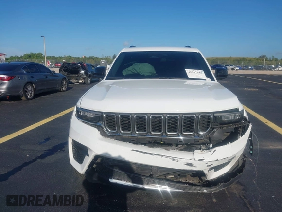 2022 Jeep Grand Cherokee Altitude с VIN 1C4RJGAG0N8616847, выставлен на аукционе IAAI как лот 42567588 с пробегом 40 504 миль миль и . История ставок и продаж доступна на DreamBid. Изображение 12.